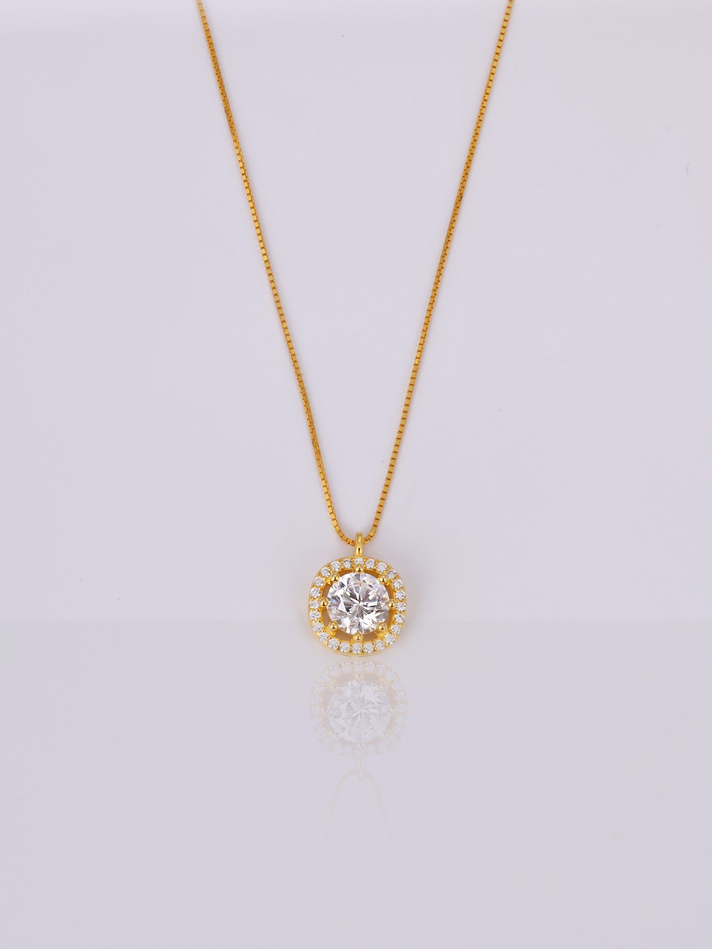 Dazzling Compass Necklace - Gold